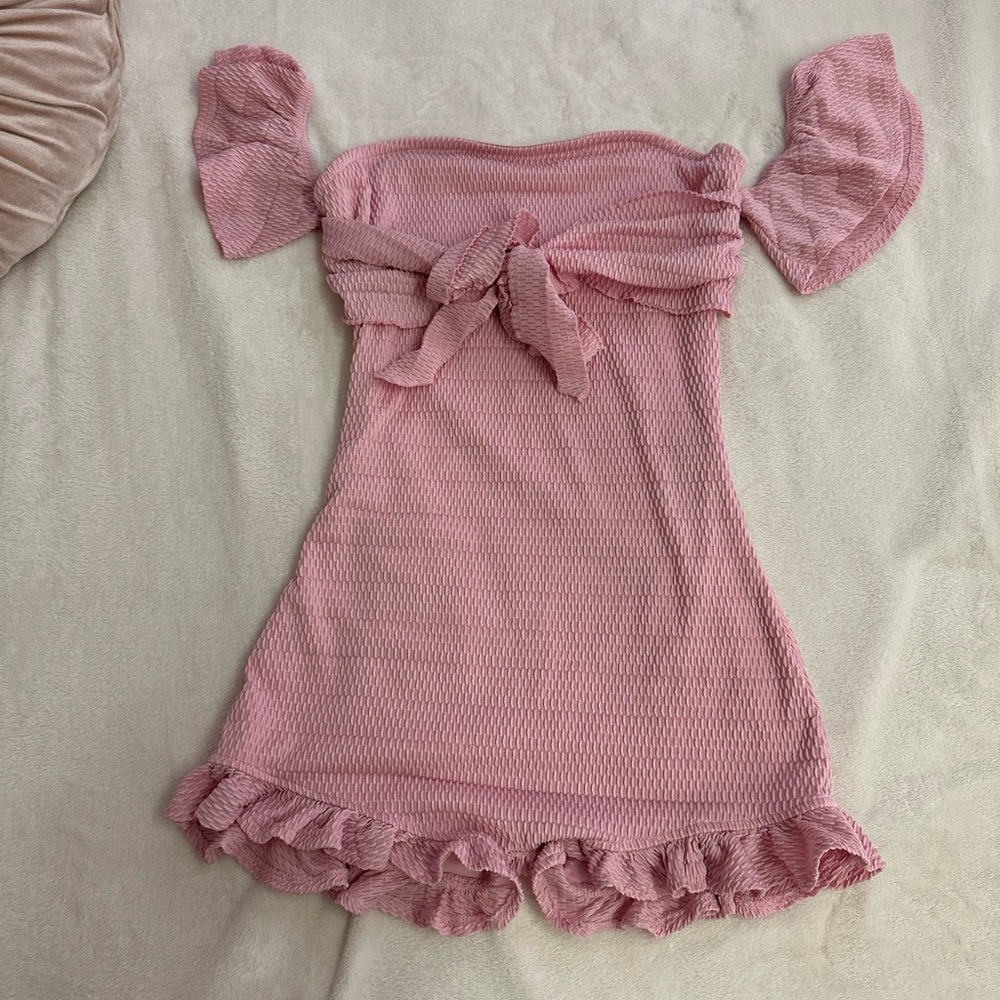 SHEIN Pink Mini Babydoll Jumpsuit with Ruffled Tie Front and Puff Sleeves